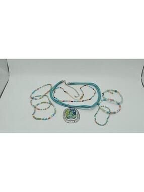 Ventage Glass Beaded Necklace and Bracelet Set with Blue Glass Pendant